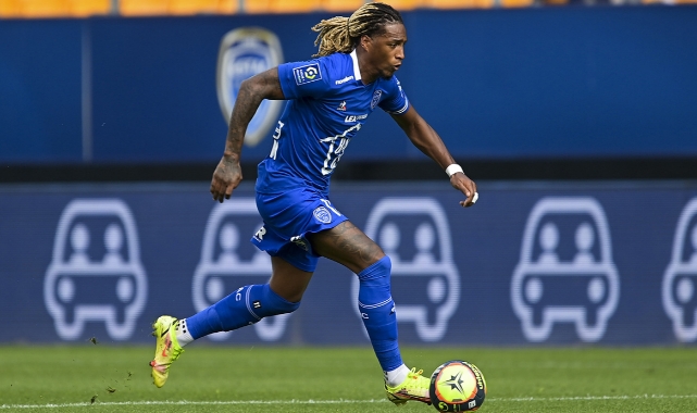 Sivasspor, Rodrigues'i renklerine bağladı