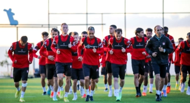 Sivasspor’un Erzurum kampı başladı