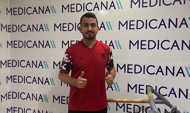 Sivasspor’un yeni transferi Emrah Başsan sağlık kontrolünden geçti