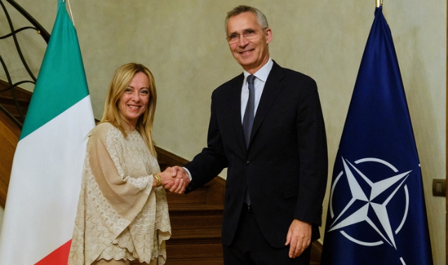 Stoltenberg yarın Sırbistan Cumhurbaşkanı Vucic ile görüşecek