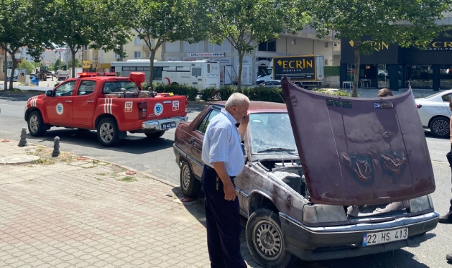 Tamirden çıkan otomobil alev aldı