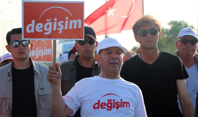 Tanju Özcan, yürüyüşünün ikinci gününde Yeniçağa'ya ulaştı