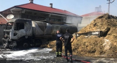 Tanker cayır cayır yandı