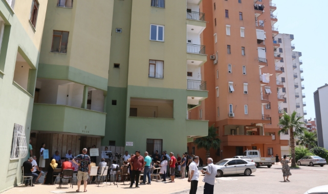 Tapusu olmayan 26 yıllık siteye yıkım kararı