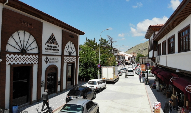Tarih kokan Sivrihisar turistlerin uğrak noktası