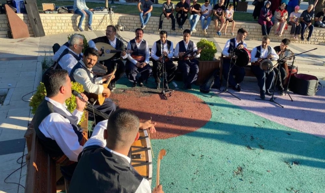 Tarihi Harput’ta parkta konser