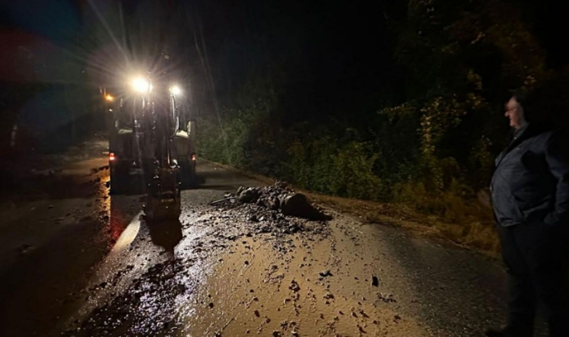 Taşan dereler su baskınlarına yol açtı