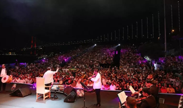 Tatlıses, Kuruçeşme'den geçti