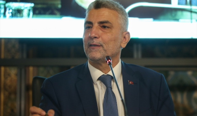 Ticaret Bakanı Bolat, iş dünyası temsilcileri ile bir araya geldi
