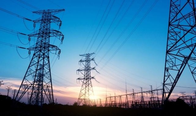 Türkiye elektrik tüketiminde yeni günlük rekor!