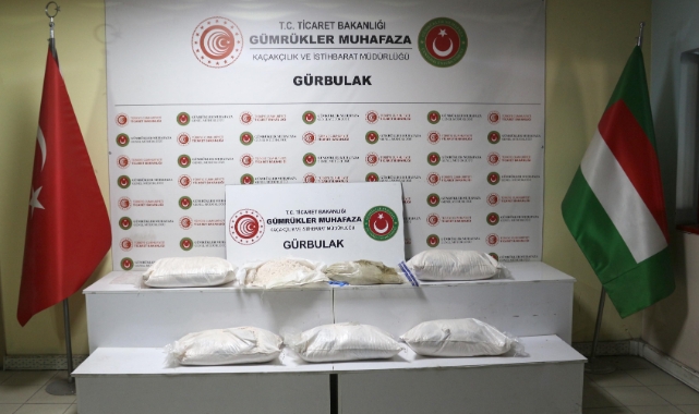 Tuz yüklü TIR'da uyuşturucu ele geçirildi
