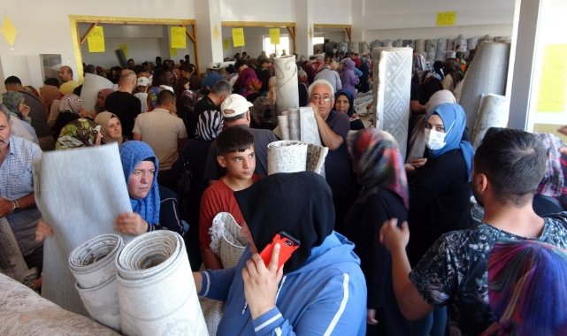 Ucuz halı satışı yoğunluğa neden oldu