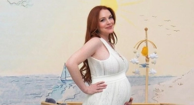 Ünlü oyuncu Lindsay Lohan anne oldu