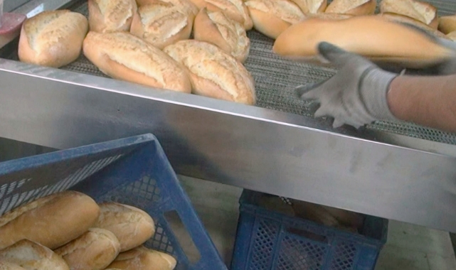 Vali müdahale etti, ekmek zammı geri çekildi