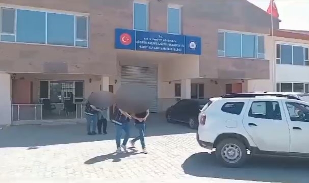 Van’da 2 organizatör tutuklandı