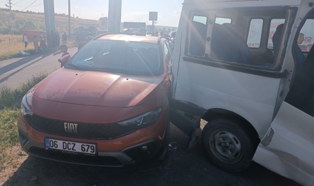 Van'da zincirleme kaza: 13 yaralı
