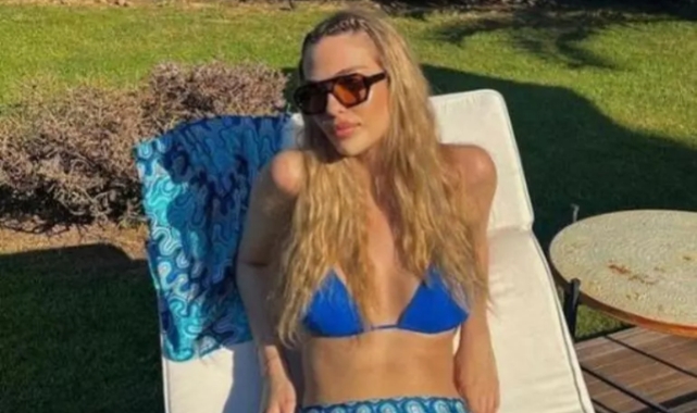 Yasemin Şefkatli'den şezlong pozu!