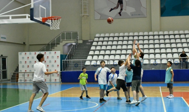 Yaz Spor Okulları’nda ilk dönem bitti