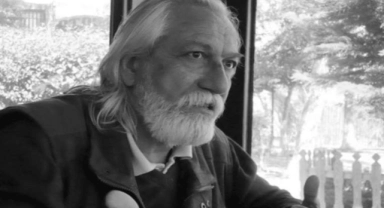Yazar Esat Korkmaz yaşamını yitirdi
