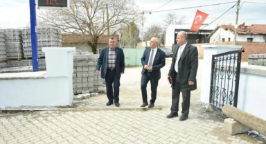 Yenişehir'e sokak ve caddeler parke taşı ile daha güzel