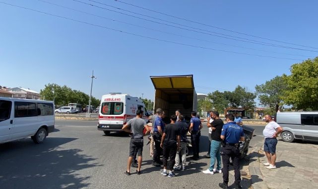 Yol verme kavgasında muştalı saldırı!