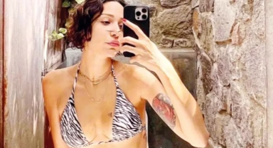 Zeynep ve bikinisi