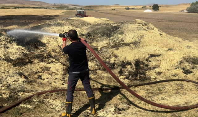 30 ton saman yangında zarar gördü