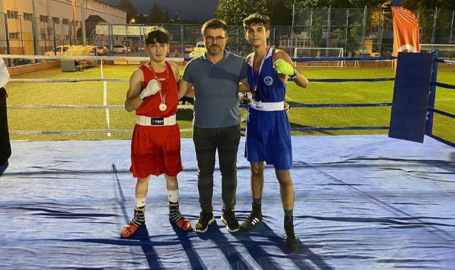 80 sporcu Düzce’de ringe çıktı