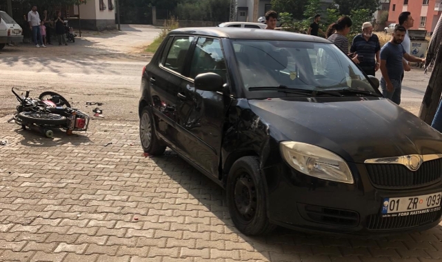 Adana'da otomobil ile motosiklet çarpıştı: 1 yaralı
