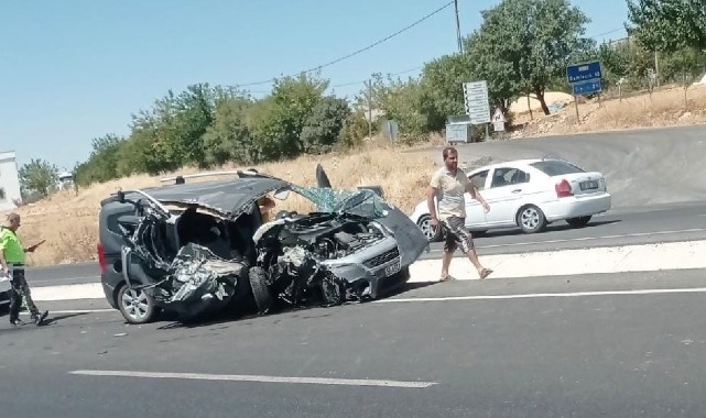 Adıyaman'da iki araç çarpıştı: 3 yaralı