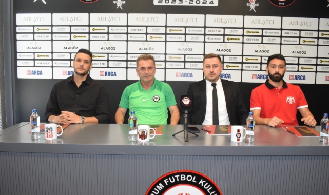 Ahlatcı Çorum FK Teknik Direktörü Tahsin Tam basınla buluştu