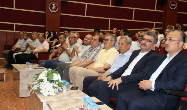 Akşehir Belediyesi başarılı öğrencileri ödüllendirdi