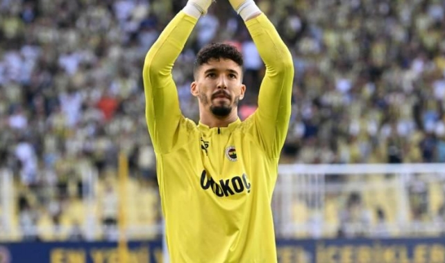 Altay Bayındır Fenerbahçe taraftarına veda etti