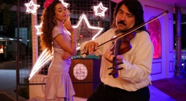 Ata Demirer'in Bursa Bülbülü albümü 45 milyon kez dinlendi
