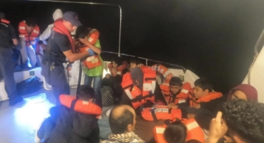 Ayvacık açıklarında 32 kaçak göçmen yakalandı