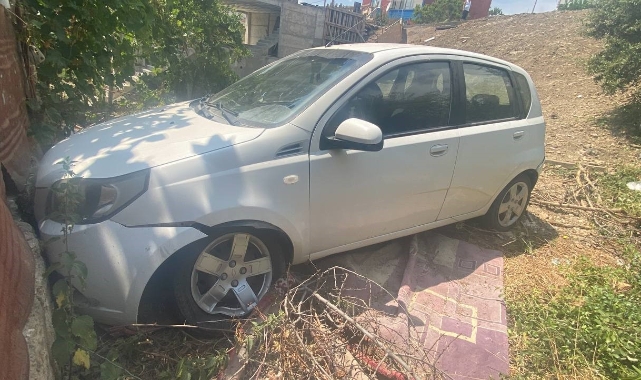 Bahçe duvarına çarparak durabildi