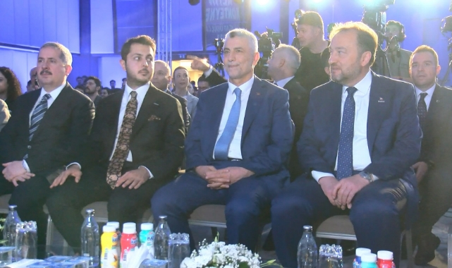 Bakan Bolat: "Her zaman her şey güllük gülistanlık olmuyor"