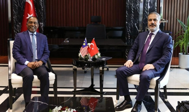 Bakan Fidan, Malezyalı mevkidaşı ile görüştü