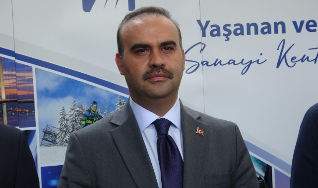 Bakan Kacır: Togg benzeri teknoloji yatırımlara ihtiyacımız var