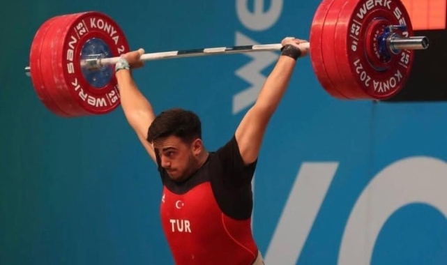 BARÜ’lü milli halterci Taner Çağlar, Avrupa 3. oldu