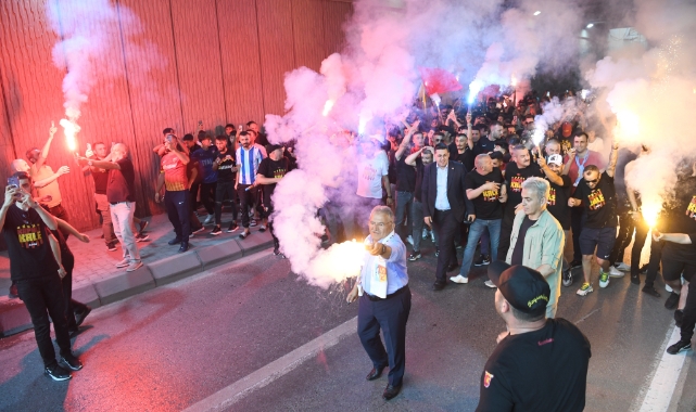 Başkan Büyükkılıç'tan Yeni Sezonda Kayserispor'a Tam Destek