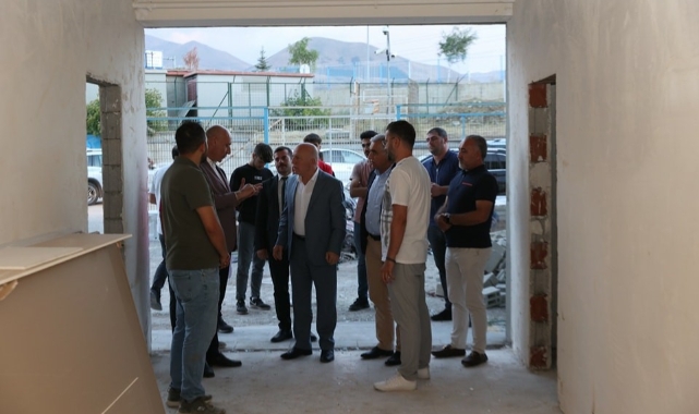 Başkan Sekmen stattaki çalışmaları inceledi