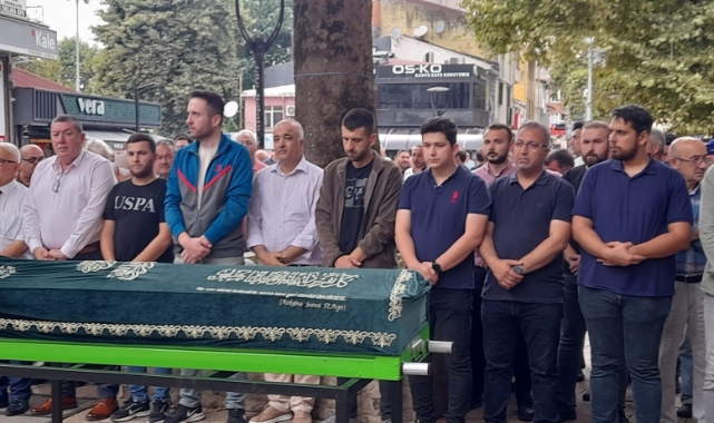 Beden eğitim öğretmeni defnedildi