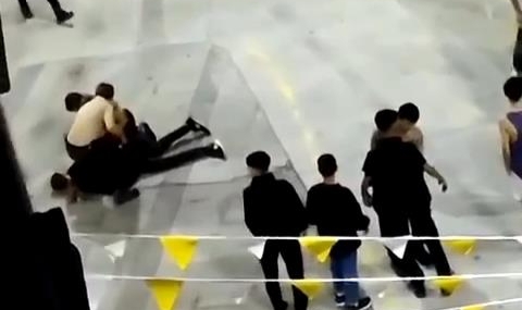 Şok edici kavga! Pompalı tüfekler konuştu