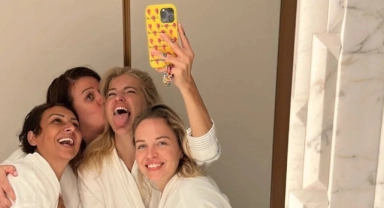 Burcu Esmersoy gelin hamamı yaptı