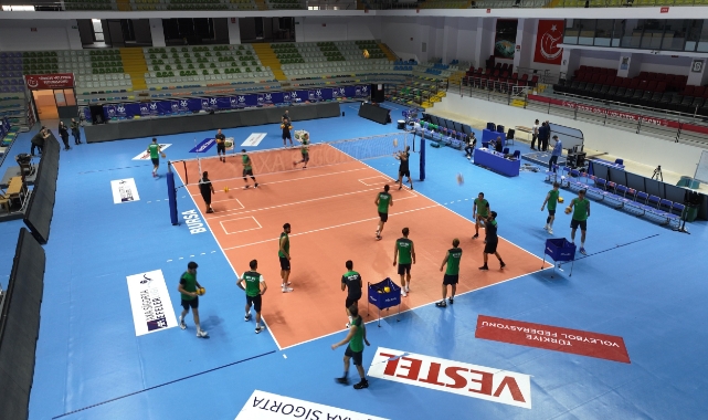 Bursa Büyükşehir Belediyespor çalışmalara başladı