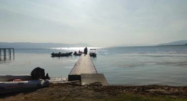 Bursa'da İznik Gölü'ne atlayan yüzme hakemi kayboldu