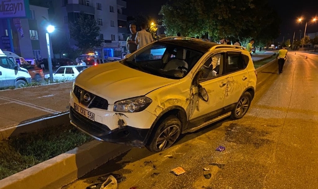 Bursa'da otomobil ile cip çarpıştı!