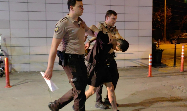 Bursa'da oyunda küfürleştiler, dışarıda buluşup kavga ettiler