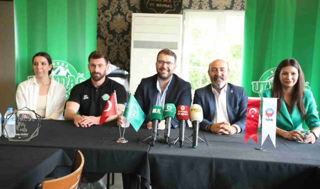 Bursa Uludağ Kadın Basketbol Takımı’nda hedefler büyük